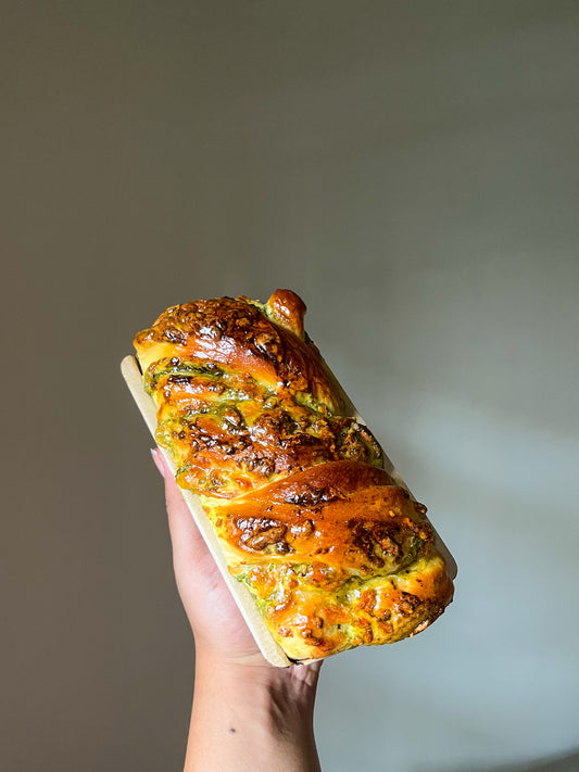Savoury Pesto Cheese Babka (300g)