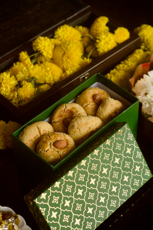 Desi Ghee Atta Badaam Nankhatai