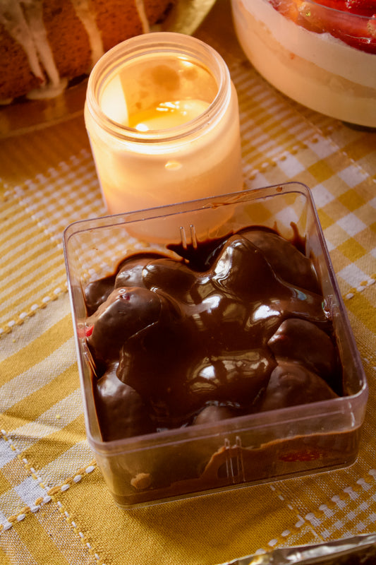 Mahabaleshwar Strawberries & Melted Chocolate (200g - Vegan, Gluten free & Refined sugar free)